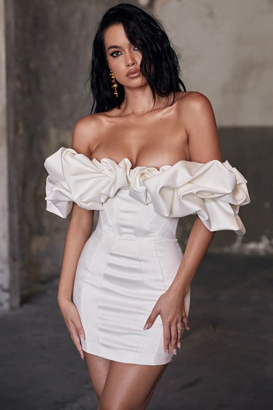 White House Of Cb Satin Ruffle Strapless Dress | ZAK-830714