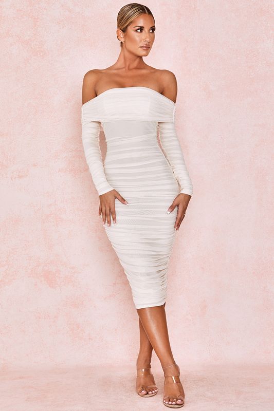 White House Of Cb Tulle Off Shoulder Ruched  Dress | ULG-587912